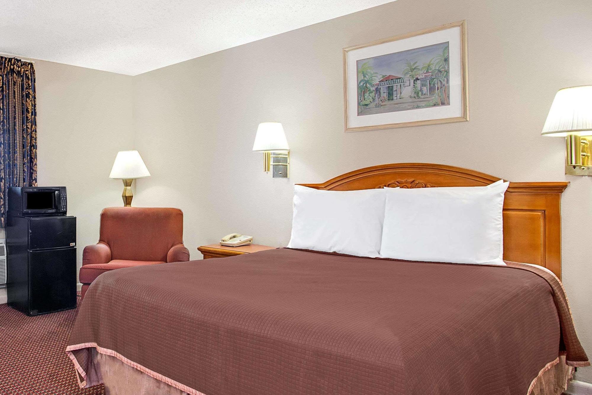 Airport Inn Тампа Экстерьер фото